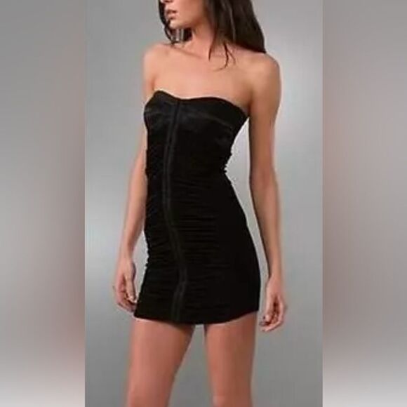 Elizabeth and James Elegant Black Strapless Dress Size Small - Picture 2 of 7